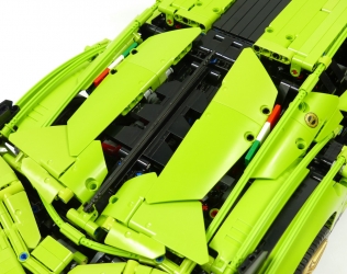Lego Technic 42115 Lamborghini Sian FKP 37