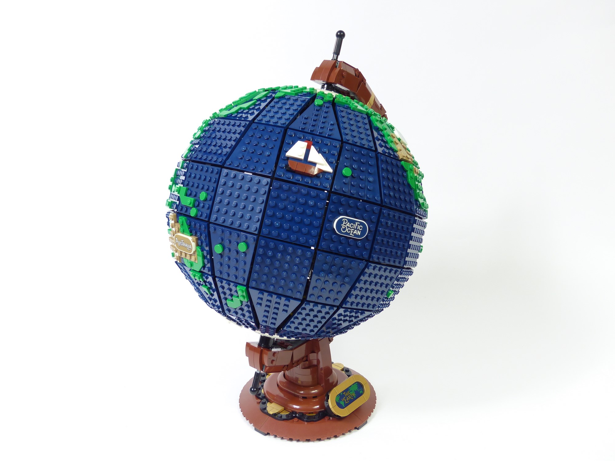 LEGO Ideas Le globe terrestre 21332 Ensemble de construction (2585 pièces)  