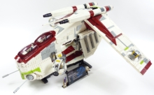 republic-gunship-75309-hans-burkhard-schloemer-2021 #75309