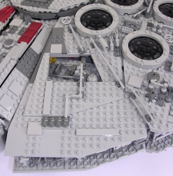 Lego Star Wars UCS 10179 Millenium Falcon