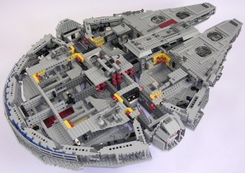 Lego Star Wars UCS 10179 Millenium Falcon