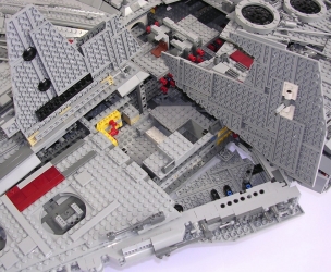 Lego Star Wars UCS 10179 Millenium Falcon