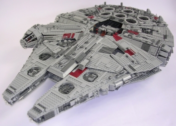 Lego Star Wars UCS 10179 Millenium Falcon