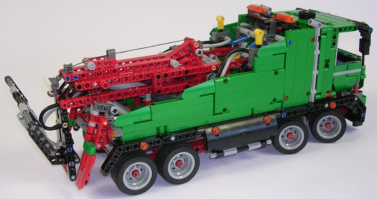 Camion de remorquage LEGO Technic 42008