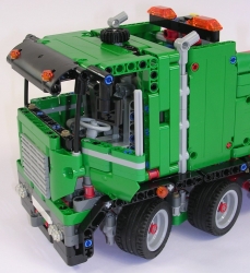 Lego Technic 42008 Camion remorqueur