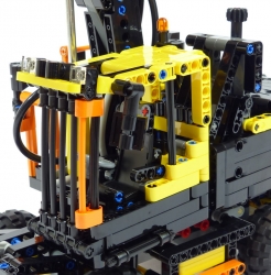 Lego Technic 42053 Pelle sur pneus Volvo EW160E