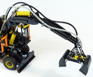 Lego Technic 42053 Pelle sur pneus Volvo EW160E