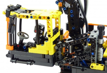 Lego Technic 42053 Pelle sur pneus Volvo EW160E