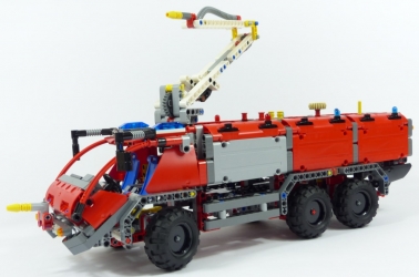 Lego Technic #42068 Camion pompiers aeroportuaire