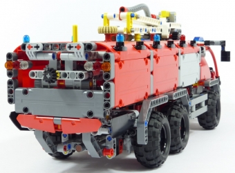 Lego Technic #42068 Camion pompiers aeroportuaire