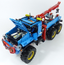 Lego Technic #42070 Dépanneuse tout-terrain