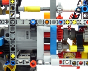 Lego Technic #42070 Dépanneuse tout-terrain