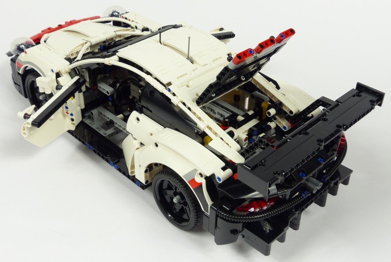 TechLug.fr Review Lego Technic 42096 Porsche 911 RSR