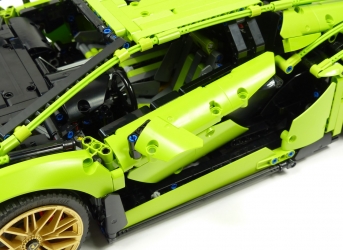 Lego Technic 42115 Lamborghini Sian FKP 37