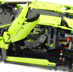 Lego Technic 42115 Lamborghini Sian FKP 37