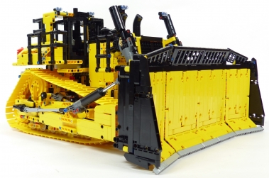 Lego Technic 42131 Bulldozer Caterpillar D11