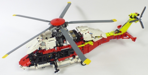 Lego Technic 42145 Helicoptere de secours Airbus H175