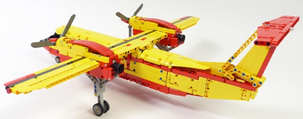 Lego Technic 42152 Avion bombardier eau