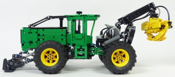 Lego Technic #42157 Debusqueur John Deere 948L-II