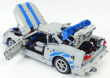 Lego Technic 42210 Fast and Furious Nissan Skyline R34 GTR