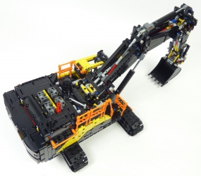 Lego Technic 42215 Excavatrice Volvo EC500