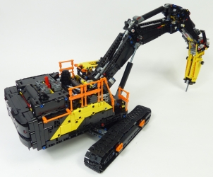 Lego Technic 42215 Excavatrice Volvo EC500