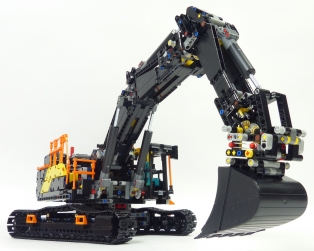 Lego Technic 42215 Excavatrice Volvo EC500