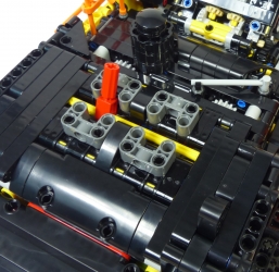 Lego Technic 42215 Excavatrice Volvo EC500