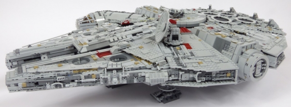 Lego Star Wars UCS 75192 Millenium Falcon