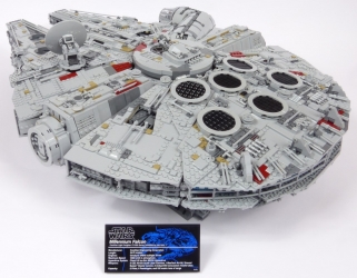 Lego Star Wars UCS 75192 Millenium Falcon