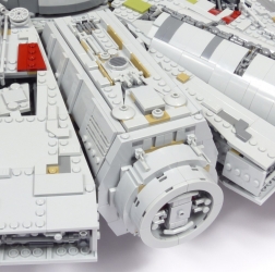 Lego Star Wars UCS 75192 Millenium Falcon