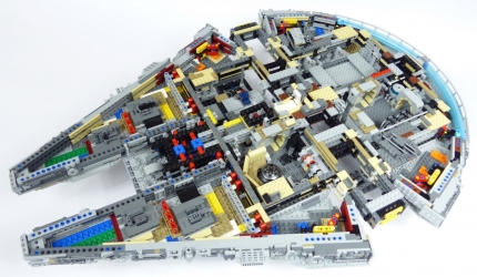 Lego Star Wars UCS 75192 Millenium Falcon