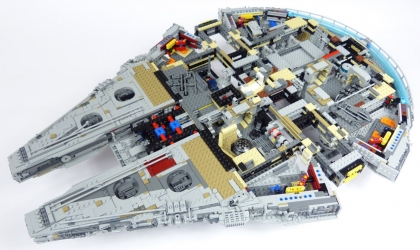 Lego Star Wars UCS 75192 Millenium Falcon