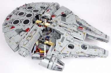 Lego Star Wars UCS 75192 Millenium Falcon