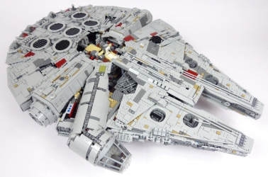 Lego Star Wars UCS 75192 Millenium Falcon