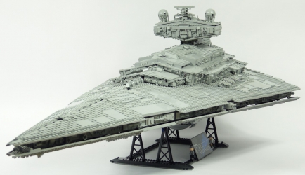 Lego Star Wars UCS 75252 Imperial Star Destroyer