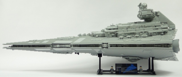 Lego Star Wars UCS 75252 Imperial Star Destroyer