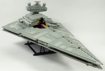 Lego Star Wars UCS 75252 Imperial Star Destroyer