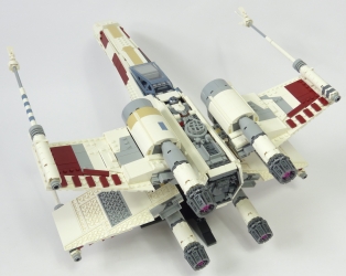 Lego Star Wars UCS 75355 X-Wing Starfighter