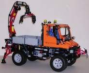 Mercedes-Benz Unimog U400 #8110